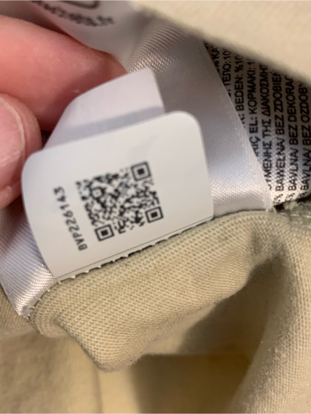 The North Face Men’s XXL Glitched Logo Tee Orange/Black Front Small Logo on Back - Picture 9 of 11